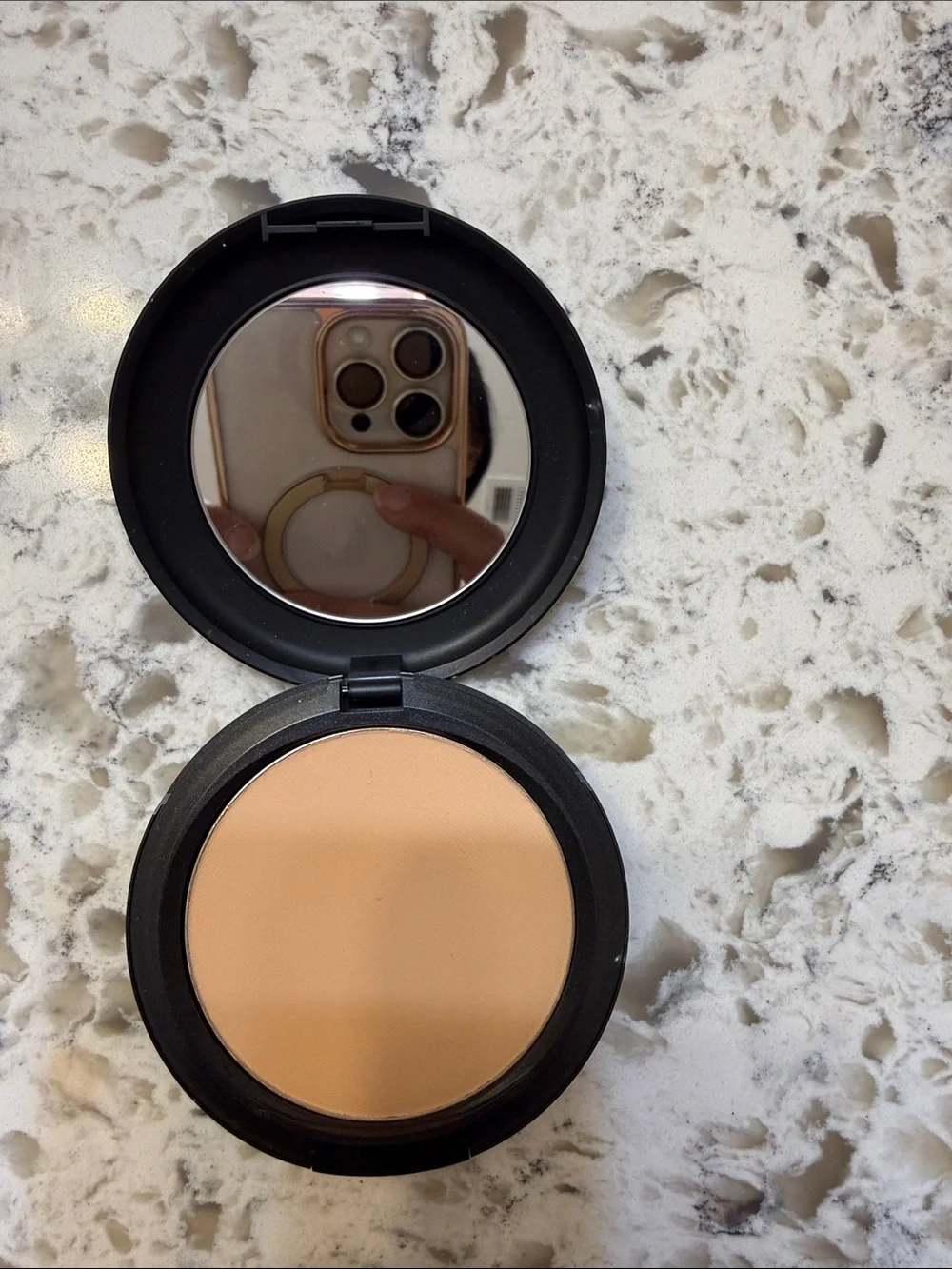 Rare and original MAC Studio Fix Powder Plus Foundation C3.5